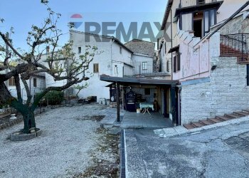 Casa all\'aperto - Casa indipendente Villa Pozzo
 
74, Cingoli - foto 37