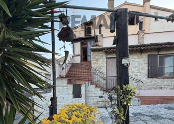 Casa all\'aperto - Casa indipendente Villa Pozzo
 
74, Cingoli - foto 41