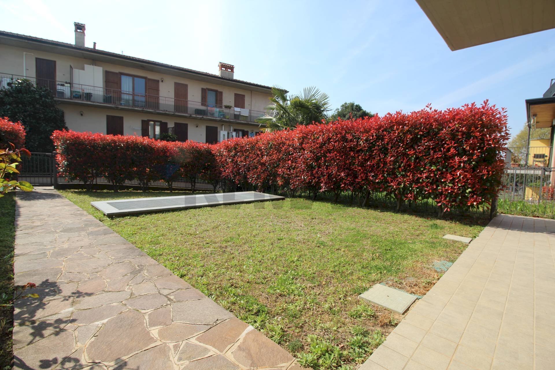 Giardino - Trilocale via Po
 
1, Mozzo - foto 3