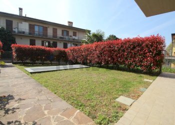 Giardino - Trilocale via Po
 
1, Mozzo - foto 3