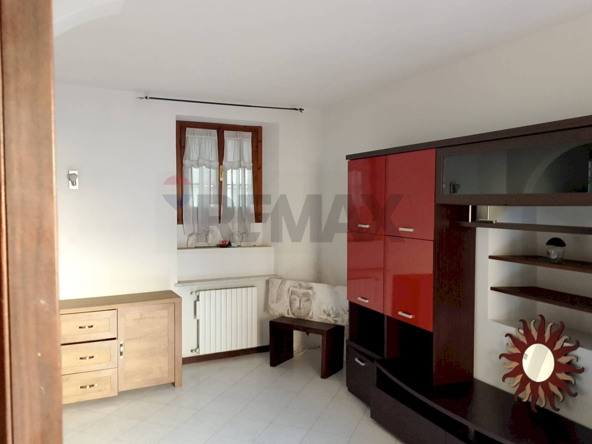 Soggiorno - Three-room apartment via asilo vecchio
 
2, Stradella - photo 1