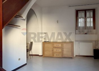 Stanza vuota - Three-room apartment via asilo vecchio
 
2, Stradella - photo 3