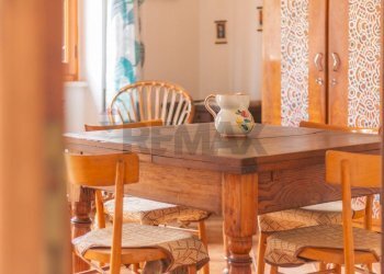 Sala da pranzo - Appartamento Vico consorti
 
89, Semproniano - foto 9