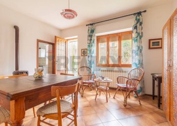 Sala da pranzo - Appartamento Vico consorti
 
89, Semproniano - foto 13