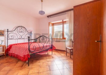 Camera / camera da letto - Appartamento Vico consorti
 
89, Semproniano - foto 31