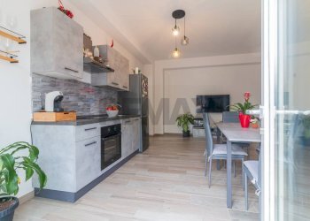 Cucina - Semi-detached house str.Del Corbezzolo
7, Montalto di Castro - photo 1