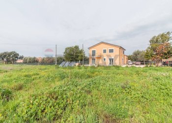 Casa all\'aperto - Semi-detached house str.Del Corbezzolo
7, Montalto di Castro - photo 8