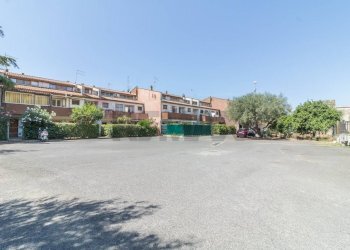 Edificio all\'aperto - One-room apartment Via del Giardino
 
52, Montalto di Castro - photo 2