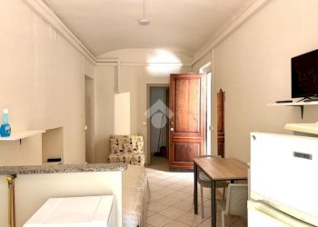 One-room apartment Via Vanchiglia, Torino (neighborhood Vanchiglia) - photo 10