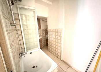 One-room apartment Via Vanchiglia, Torino (neighborhood Vanchiglia) - photo 15