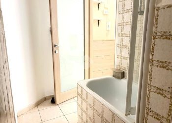 One-room apartment Via Vanchiglia, Torino (neighborhood Vanchiglia) - photo 16