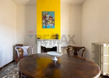 Sala da pranzo - Quadrilocale Via Corridoni
 
12, Salsomaggiore Terme - foto 2