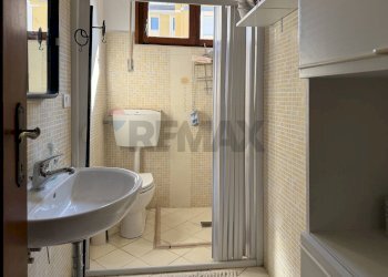 Bagno - Three-room apartment Via Marzaroli
 
31, Salsomaggiore Terme - photo 22