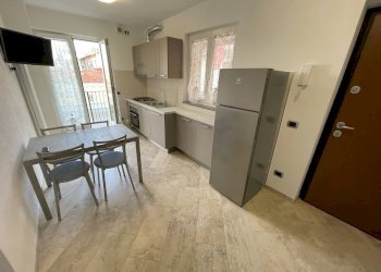 soggiorno - Two-room apartment Piazza Gherbiana, Mondovì - photo 1