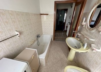 bagno - Appartamento via Sant'Anna
 
52, Mondovì - foto 21