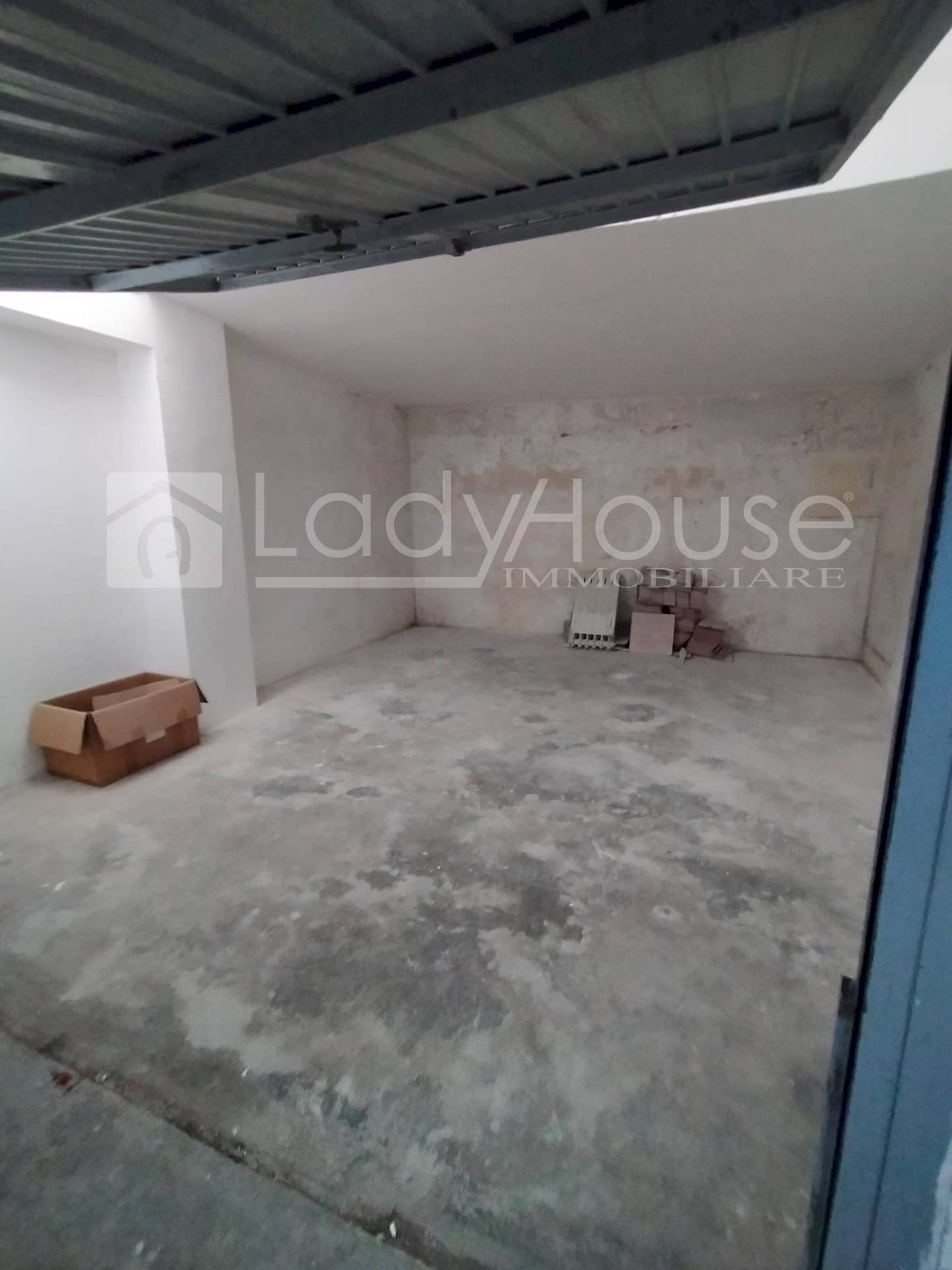 Foto 3 - Box VIA VOLTA
 
3, Gallipoli - foto 3