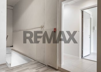 Hall / corridoio - Bilocale via emilia
 
22, San Donato Milanese - foto 49