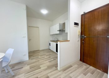 Foto 3 - Two-room apartment Via Giorgio Schiavone
 
27, Padova - photo 3