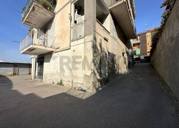 Edificio all\'aperto - Locale Commerciale Via Moscati, Cercola - foto 22