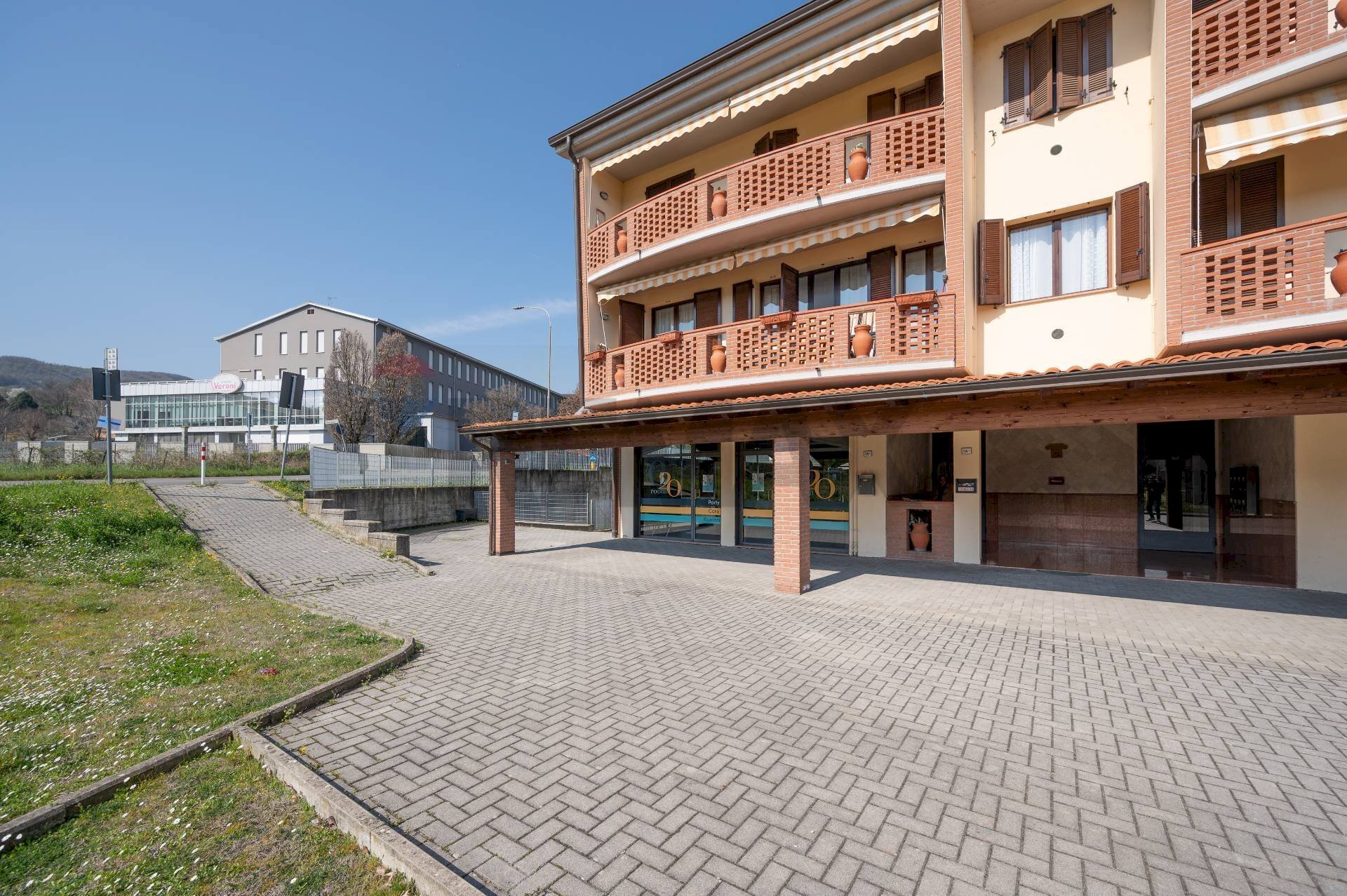 Edificio all\'aperto - Three-room apartment Langhirano - photo 3