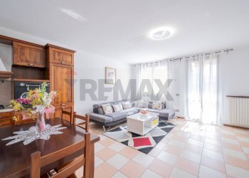 Sala da pranzo - Trilocale Langhirano - foto 5