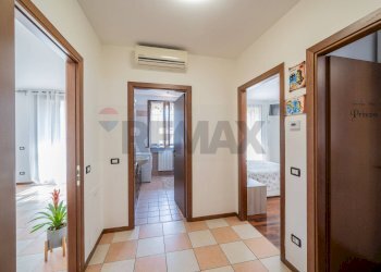 Hall / corridoio - Trilocale Langhirano - foto 14