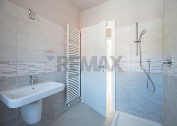 Bagno - Trilocale Langhirano - foto 8