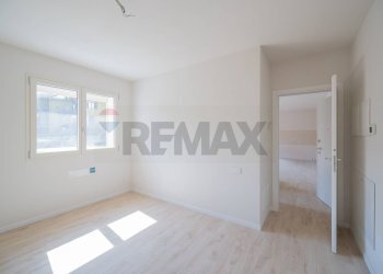 Stanza vuota - Trilocale Langhirano - foto 18