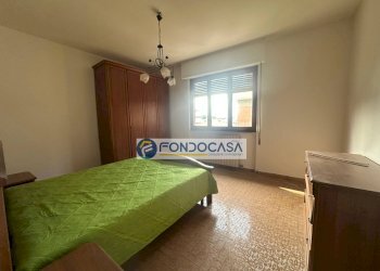 camera matrimoniale - Trilocale Via Pisa
 
22, Massa - foto 29