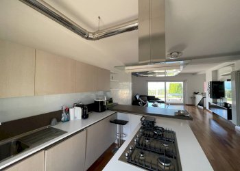 Foto 19 - Villa VIA CHIAPPINELLO
 
54, Montesilvano - foto 19