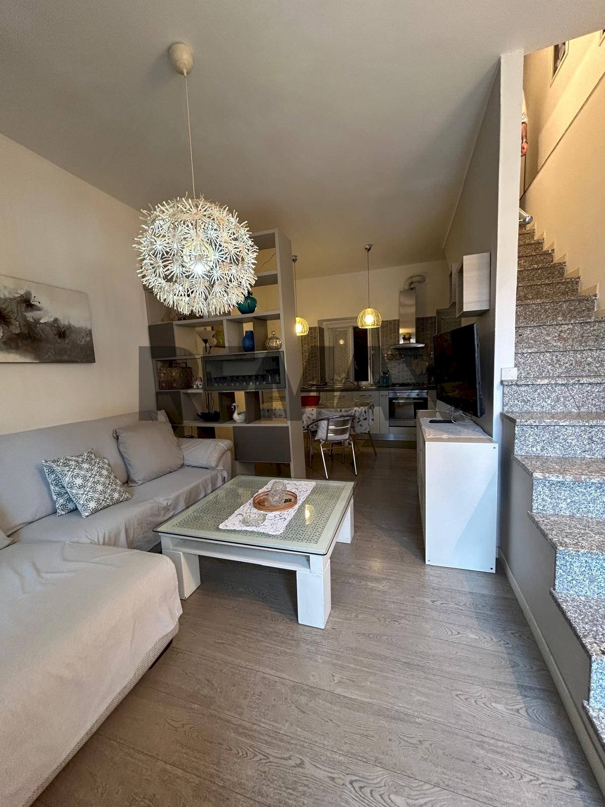 Soggiorno - Semi-detached house Cascina San Nazzaro, Bellusco - photo 2