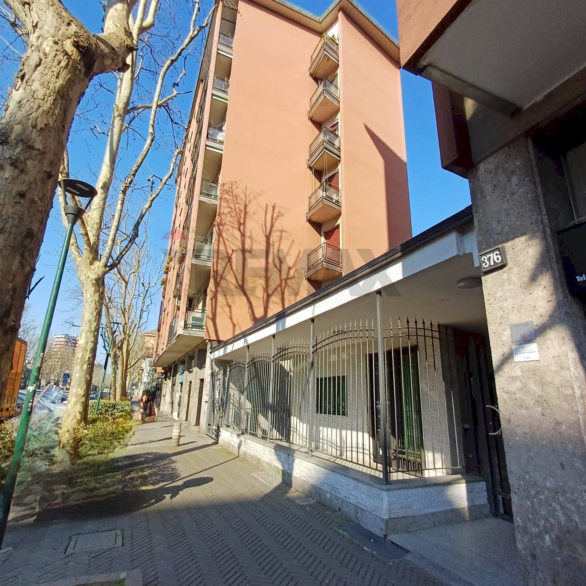 Edificio all\'aperto - Bilocale Sesto San Giovanni - foto 2
