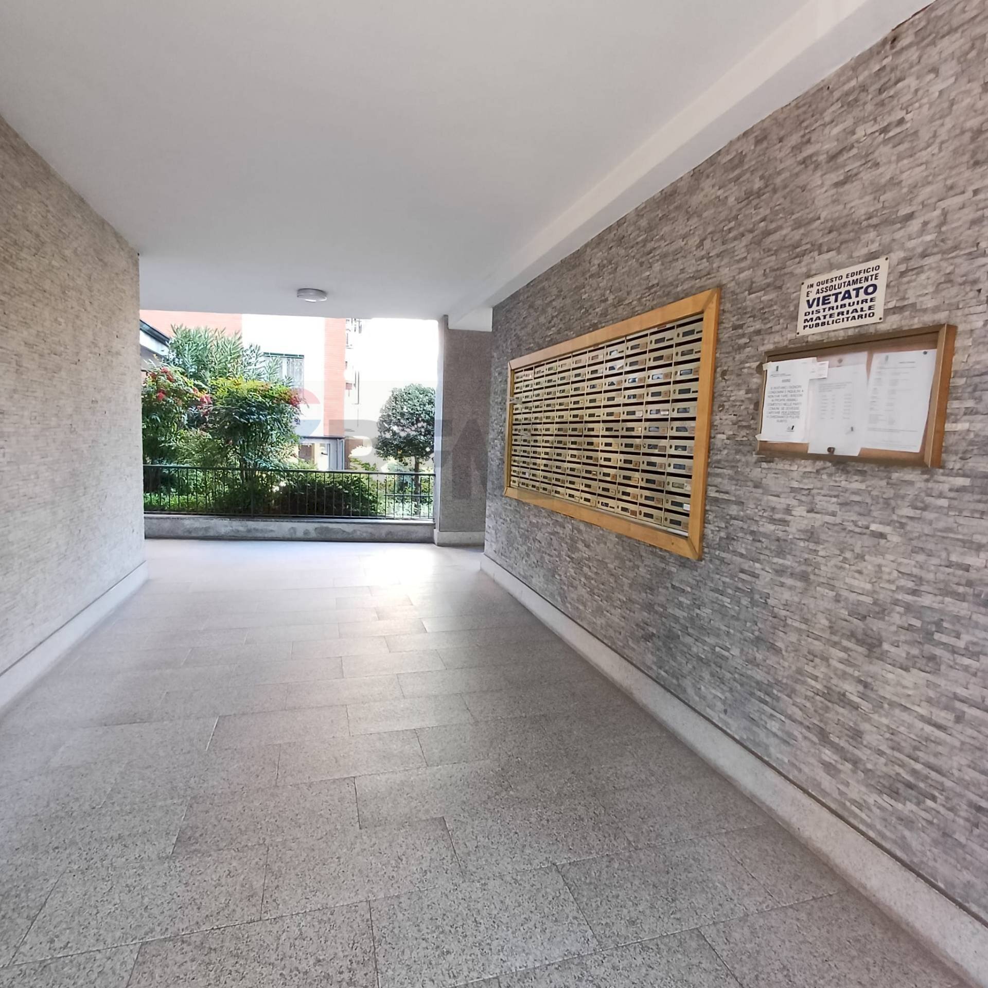 Ricezione / Lobby - Bilocale Sesto San Giovanni - foto 3