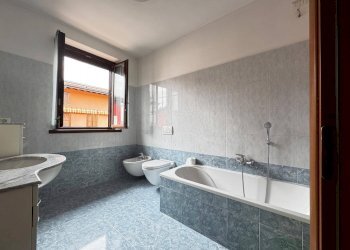 Foto 15 - Villa a Schiera Via dei pioppi
 
4, Bolgare - foto 15