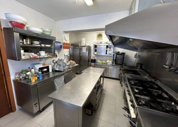 Foto 9 - Commercial Activity Via Livornese
 
648, Pisa - photo 9