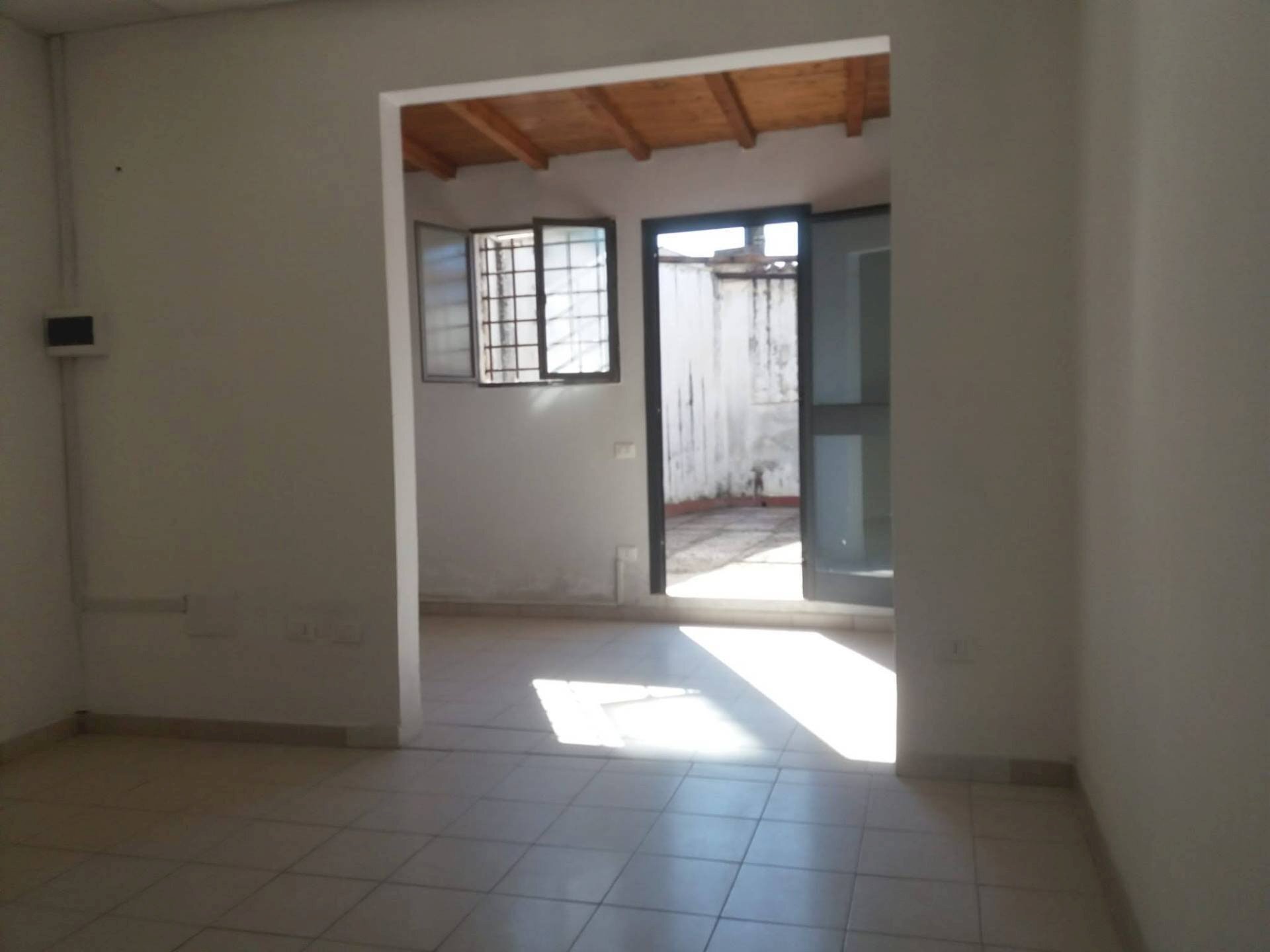 Foto 2 - Attività Commerciale Viale Delle Cascine
 
1, Pisa - foto 2