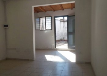 Foto 2 - Attività Commerciale Viale Delle Cascine
 
1, Pisa - foto 2