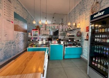 Foto 1 - Attività Commerciale via del Popolo
68, Palaia - foto 1