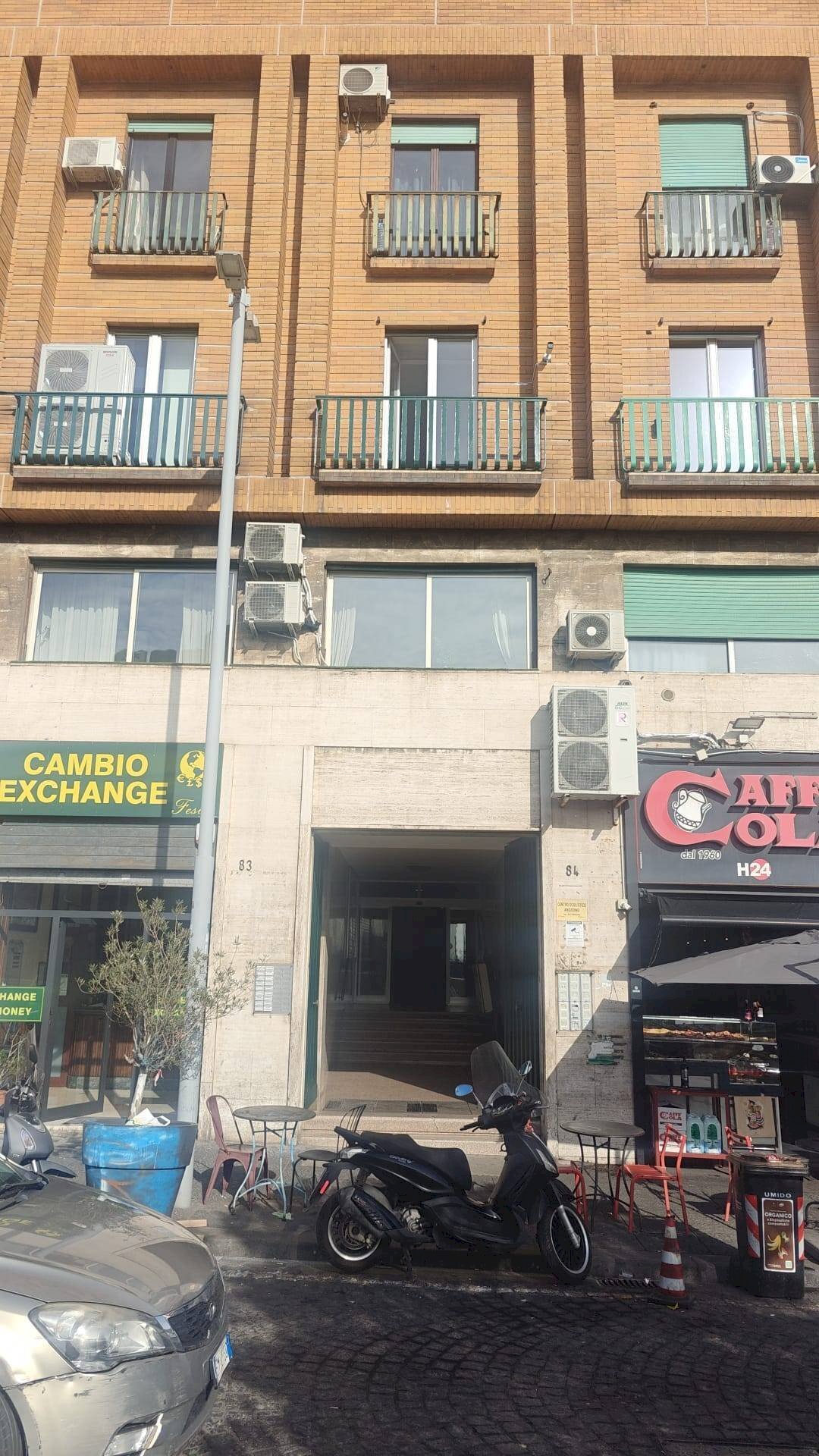 Foto 2 - Office Piazza Municipio
 
84, Napoli - photo 2