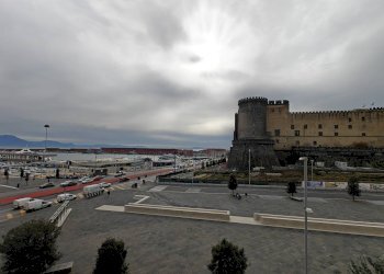 Foto 1 - Office Piazza Municipio
 
84, Napoli - photo 1