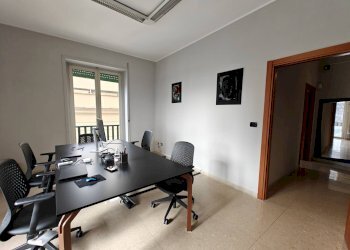 Foto 7 - Office Piazza Municipio
 
84, Napoli - photo 7