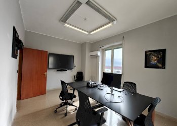 Foto 9 - Office Piazza Municipio
 
84, Napoli - photo 9