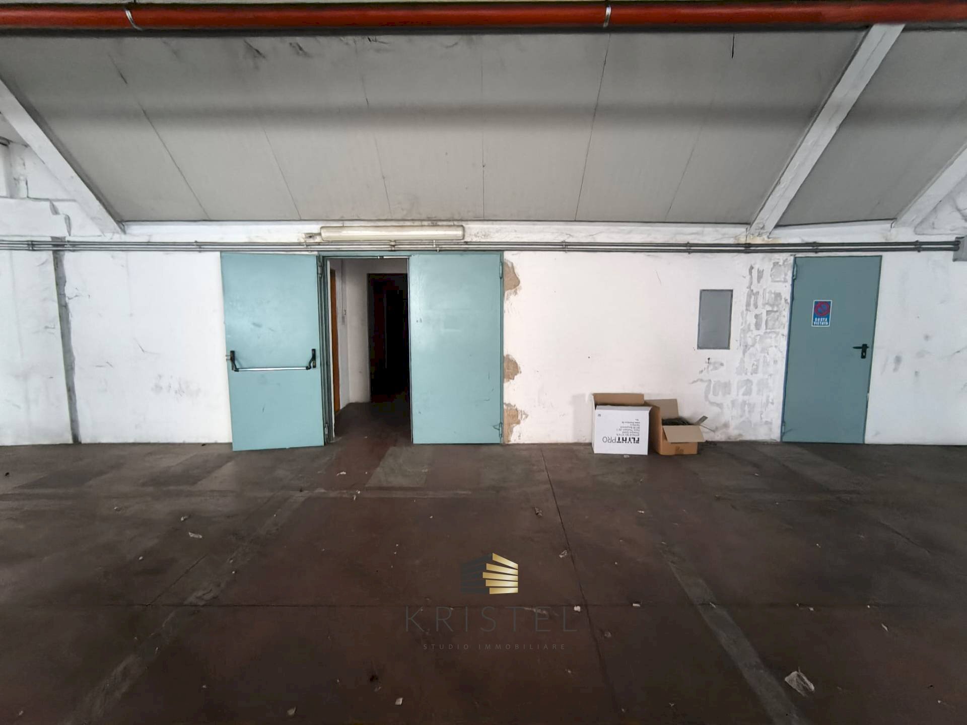 Foto 1 - Commercial Activity VIALE EUROPA
 
128, Spoltore - photo 1