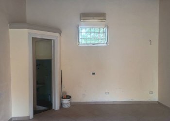 Foto 3 - Commercial Premises via valdera, Ponsacco - photo 3