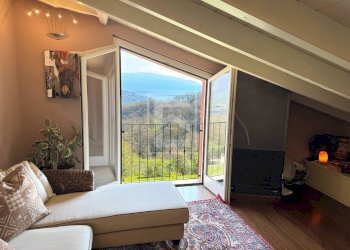 Foto 1 - Attico le parti
 
1, Salò - foto 1