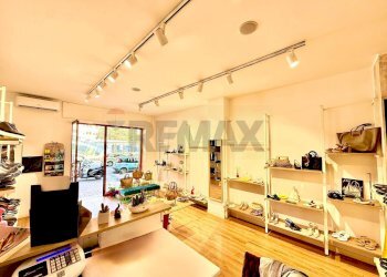 Soggiorno - Commercial Premises Napoli - photo 8