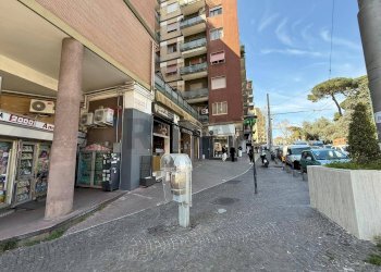 Edificio all\'aperto - Commercial Premises Napoli - photo 10