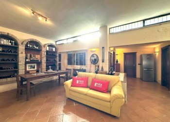 Foto 2 - Ufficio via Crispatzu
 
6/A, Sassari - foto 2