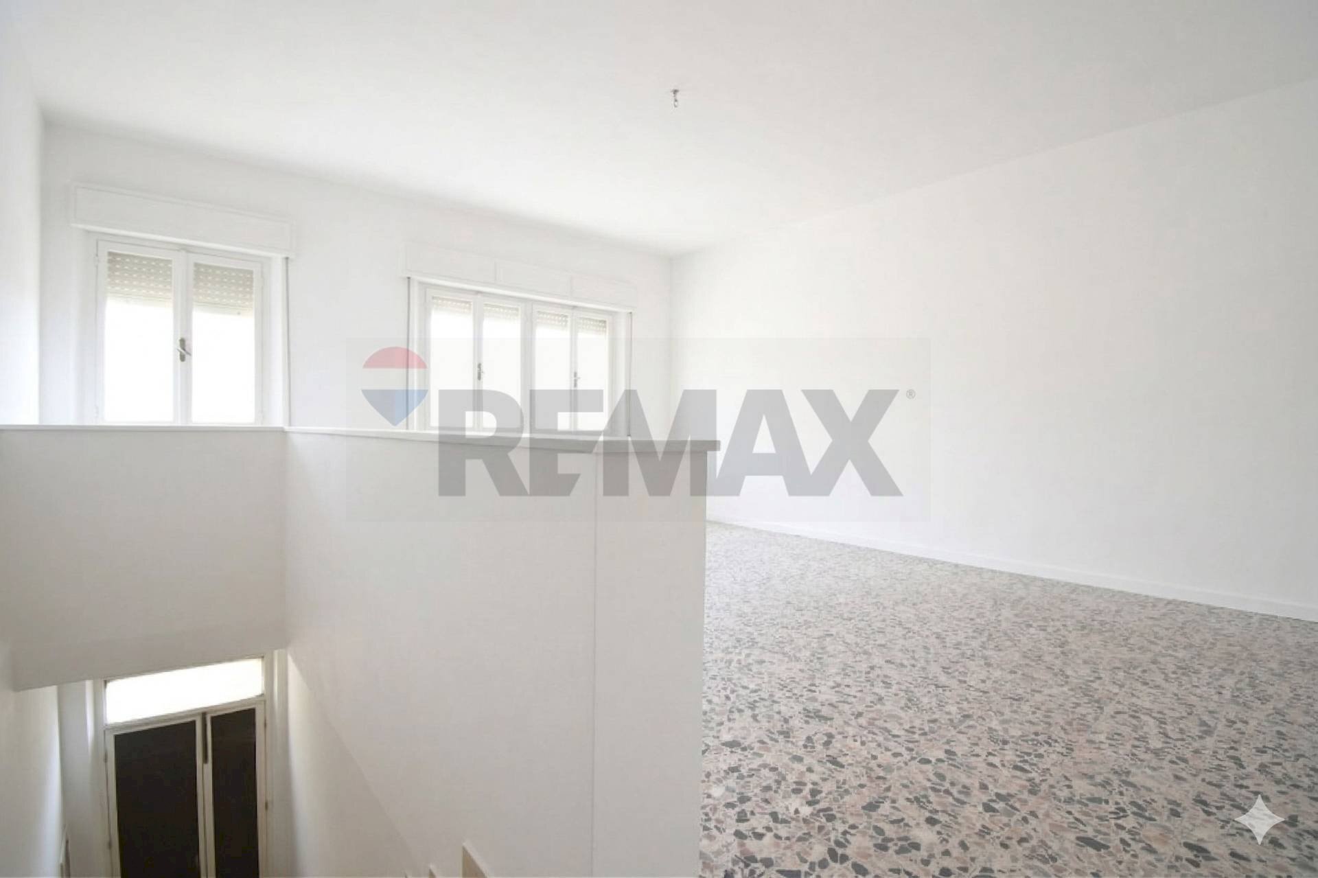 Stanza vuota - Semi-detached house Vico Crispi
9, Domusnovas - photo 2