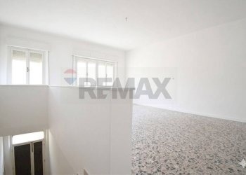 Stanza vuota - Casa semi indipendente Vico Crispi
 
9, Domusnovas - foto 4